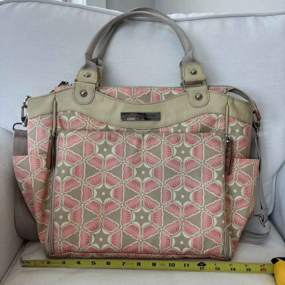 Petunia Pickle Bottom City Carryall Blooming Brixham Diaper Bag Pink Beige Chic